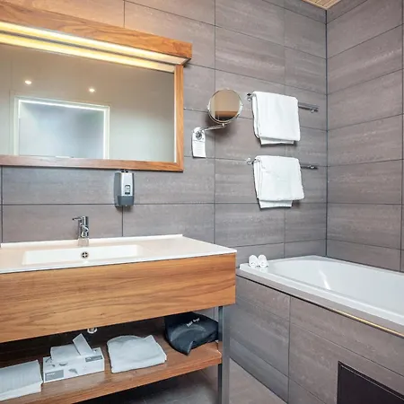 Panorama Hotel 4*